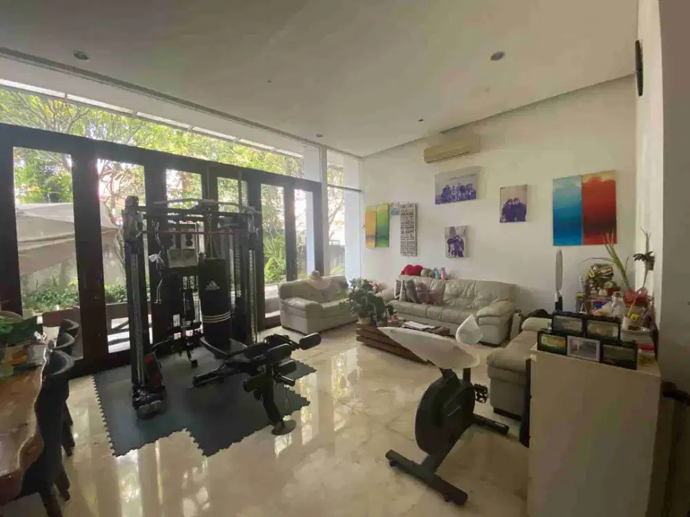 di jual rumah kemang seka town house 3 lantai siap huni