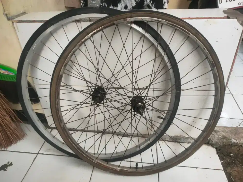 Velg ban ukuran 28, hole 36 bisa onthel, fixi, balap