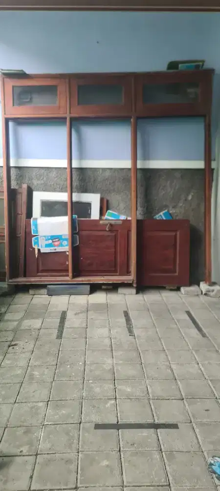 KUSEN DAN DAUN PINTU PINTU JENDELA BAHAN JATI
