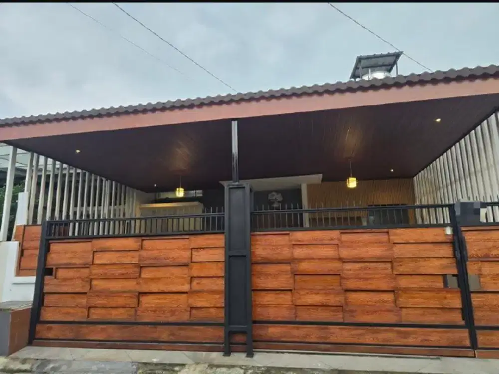 RUMAH SECOND 1,5 LANTAI SUPER TERAWAT SEMI FURNISHED PANDUGO SURABAYA_Pake Bata Merah_