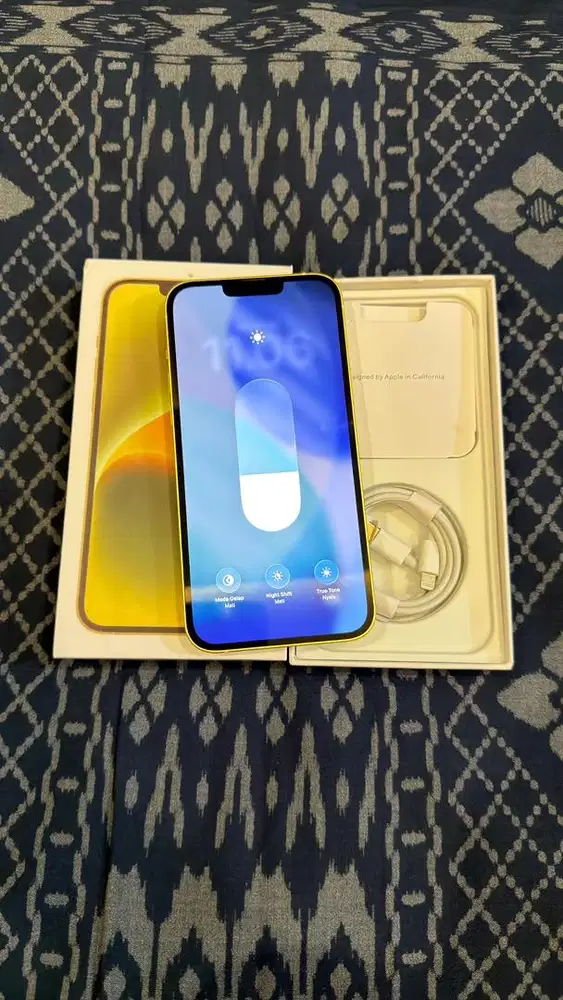 Iphone 14 Plus 256GB Yellow Mulus Lengkap Terdaftar