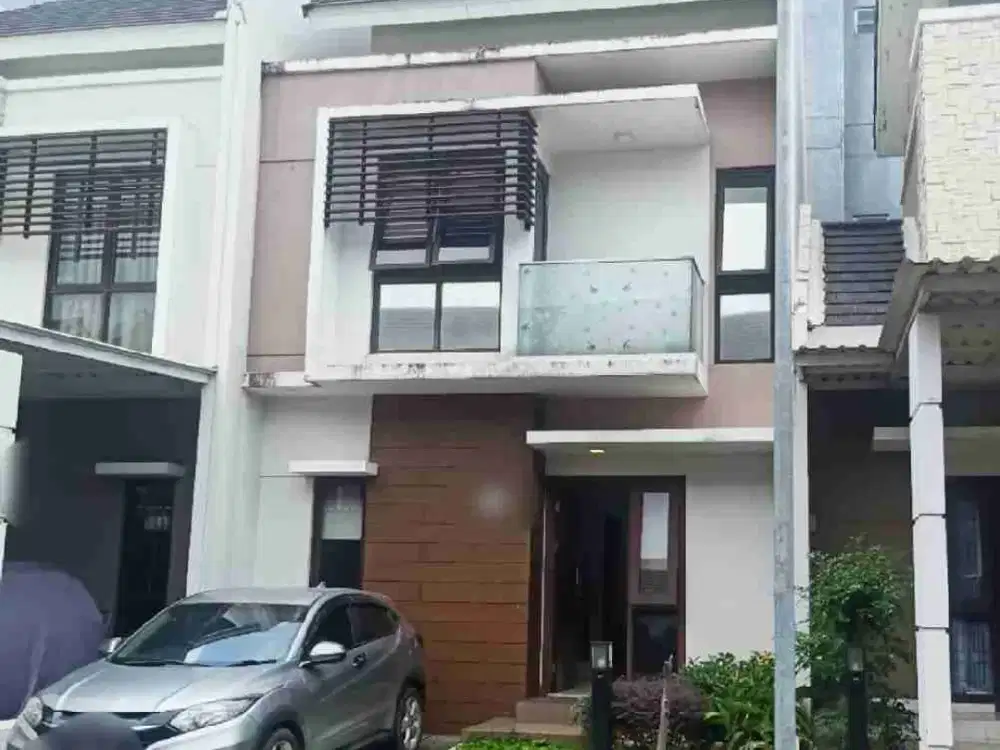 Disewakan rumah 2 lantai di cluster burgundy summarecon bekasi