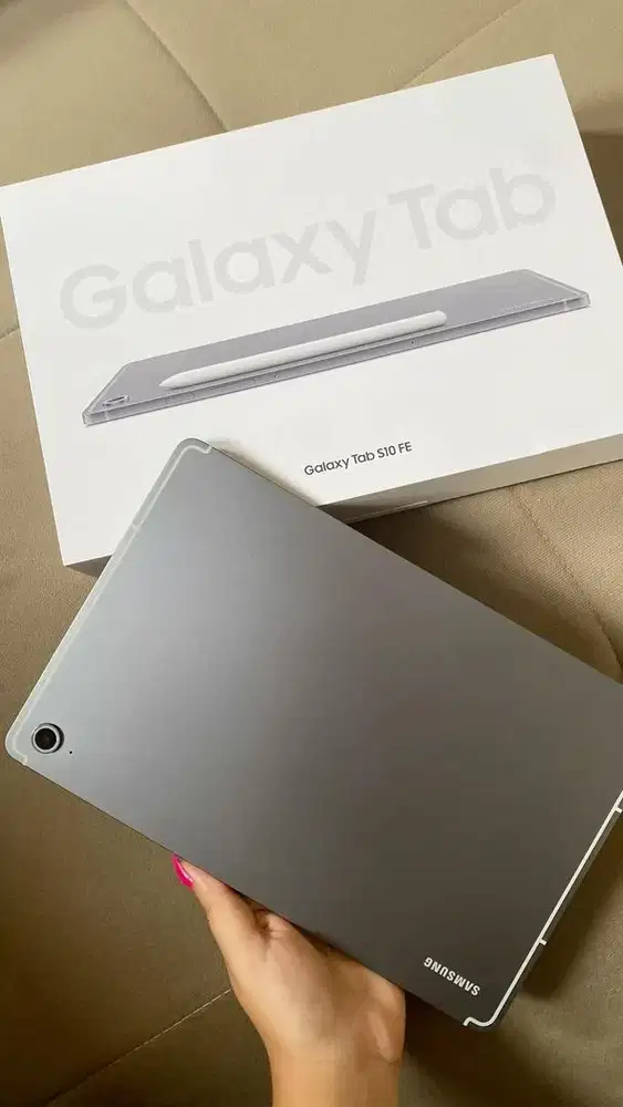 SAMSUNG TAB S10fe new