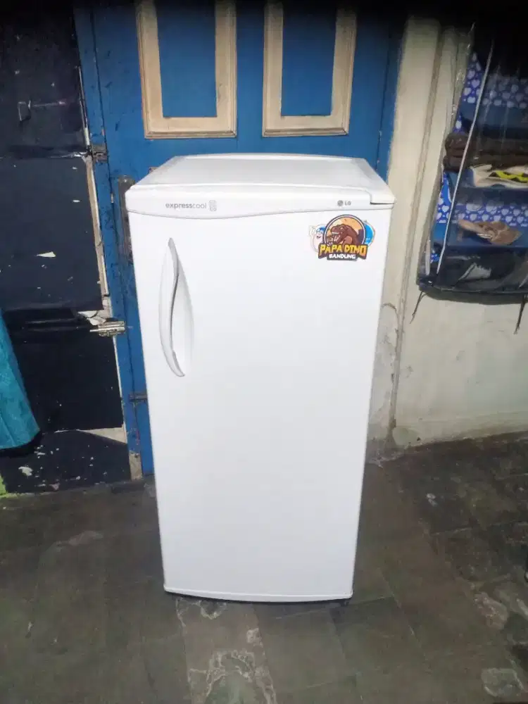 Jual kulkas LG 1 pintu dingin dan beku normal bisa diantar