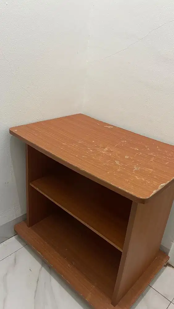 Meja Kayu / Rak Buku Bekas