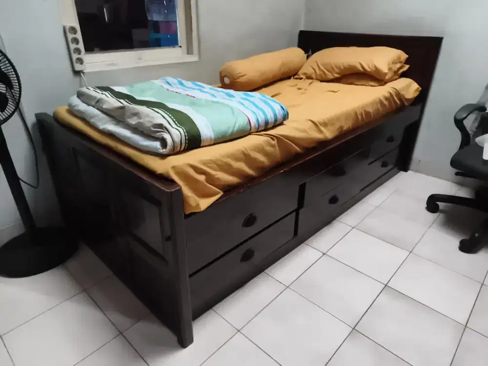 Tempat Tidur Jati (single)