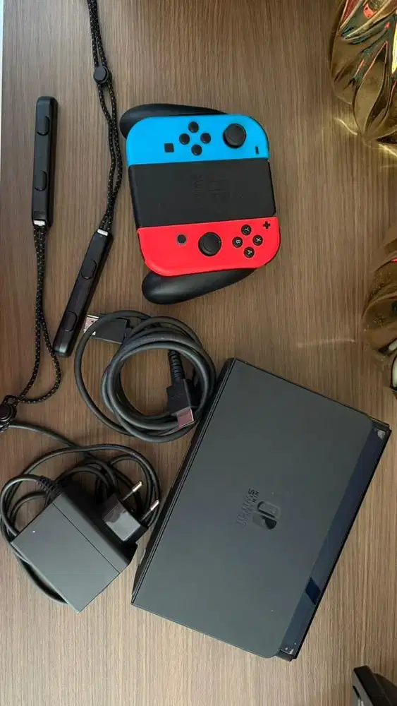 [JUAL CEPAT] Nintendo Switch OLED Neon, Full Game