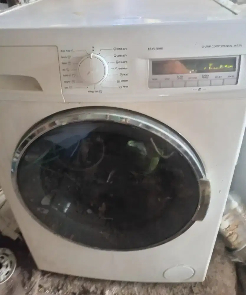 Di jual mesin cuci front loading sharp 12kg,ori normal