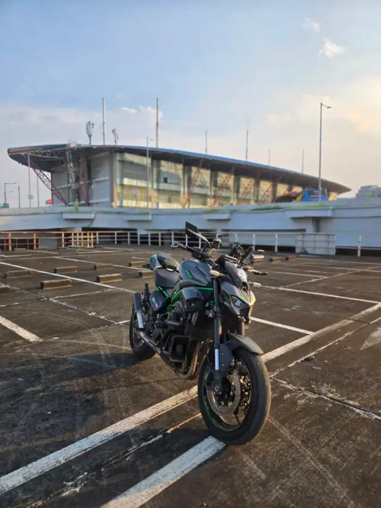 Kawasaki Z900 2025 NON SE