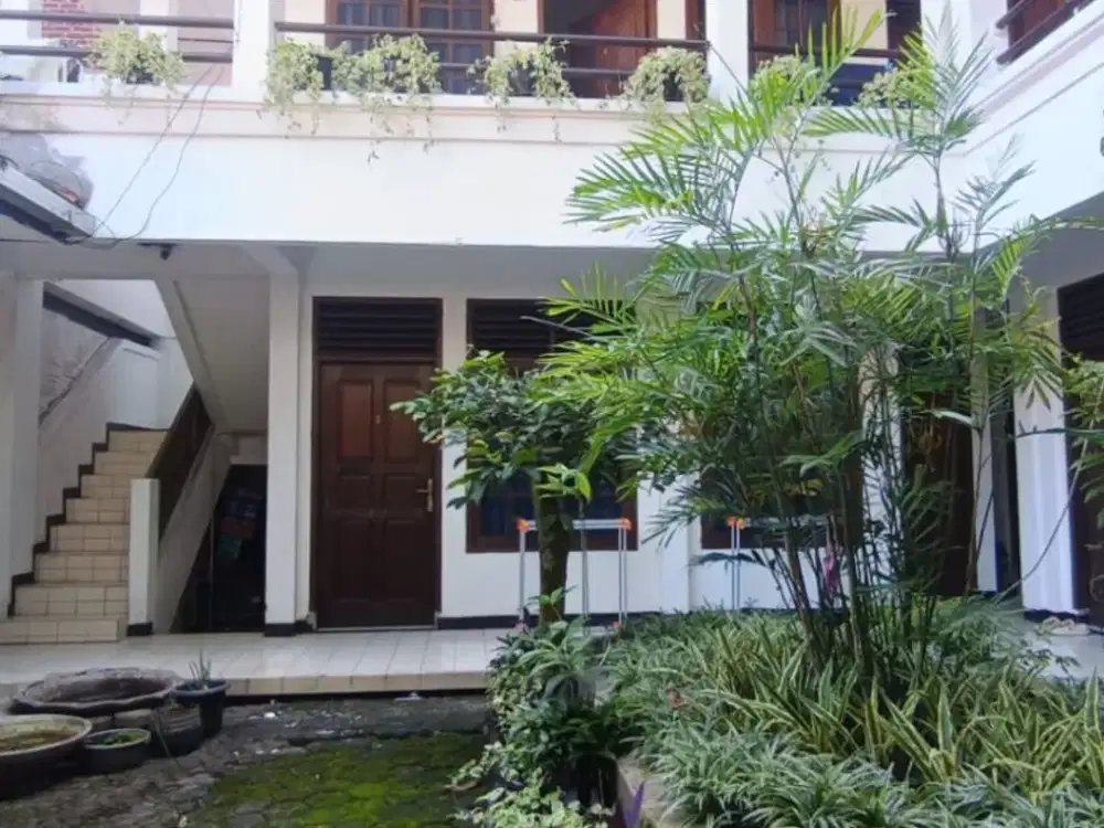 Dijual Rumah Lama Di Sayap Pasteur Dekat Kampus Maranata Bandung