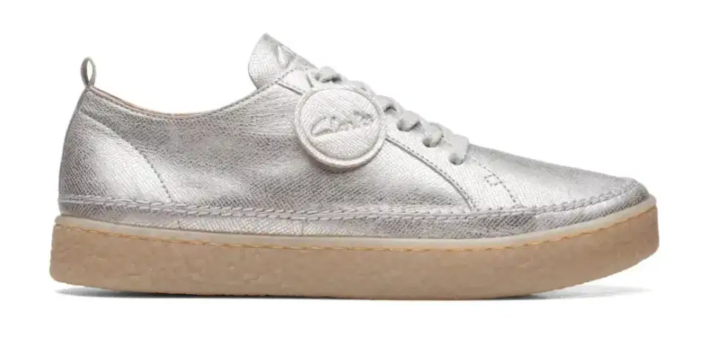 Sepatu kets silver Clarks