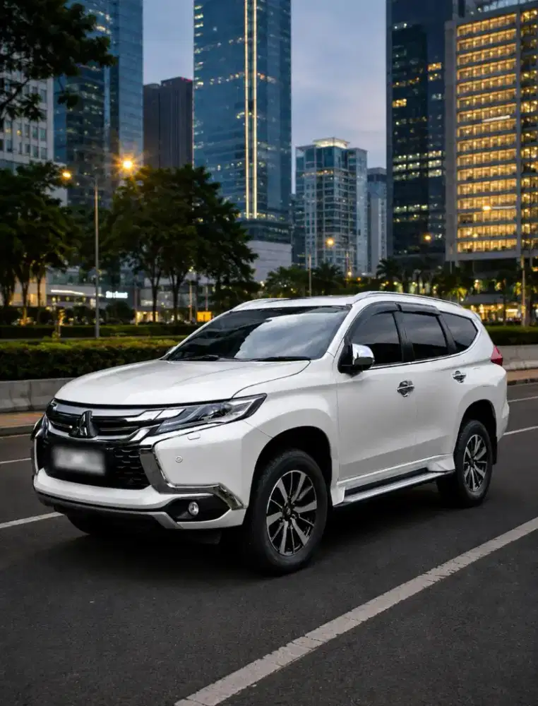 Dijual Pajero Sport Dakar 4x2 AT 2018 Mulus dan Terawat