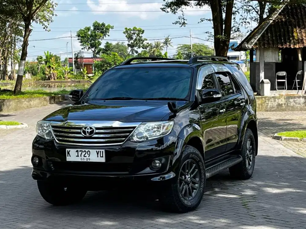 TOYOTA FORTUNER 2.7 G LUXURY MATIC 2012