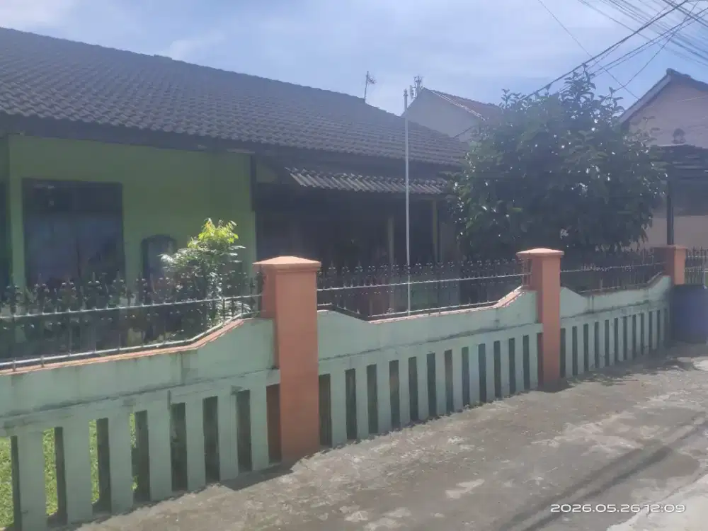 Dijual cepat! Rumah siap huni strategis. Aman,nyaman dan bebas banjir.