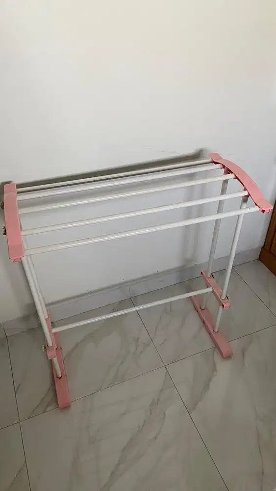 Gantungan Handuk Bekas