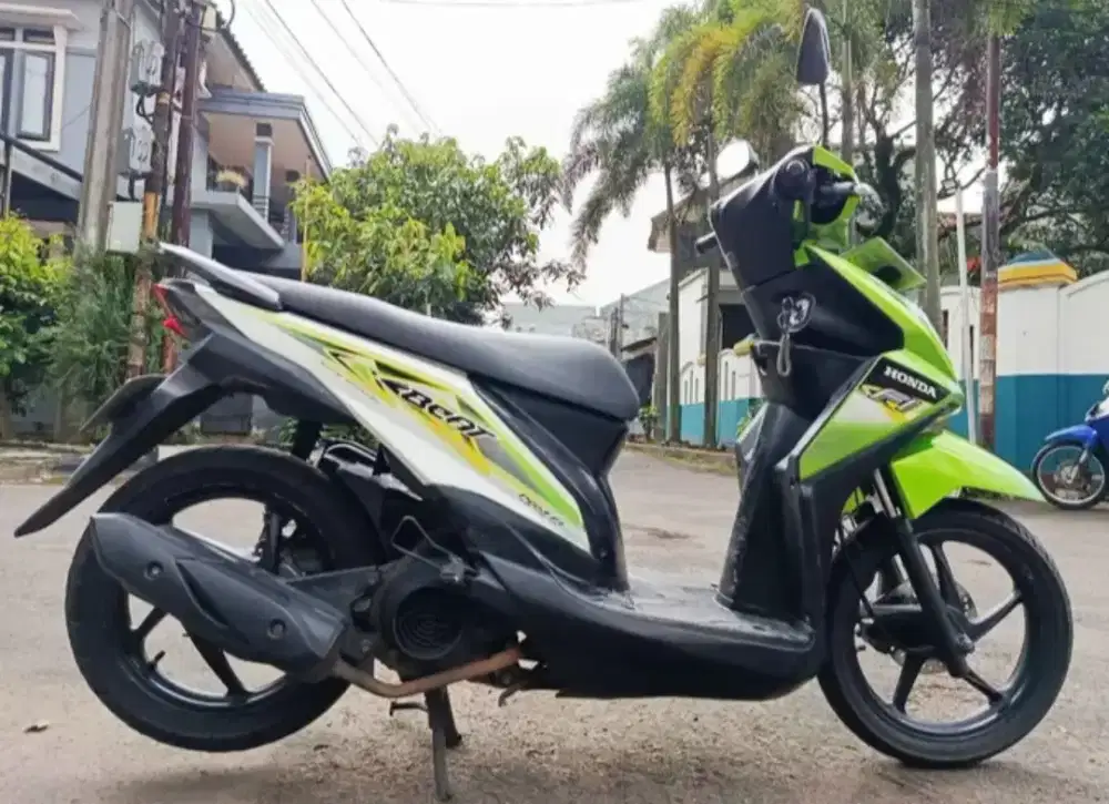 Honda Beat FI th 2014 Gress, Surat Lengkap, BU !!!