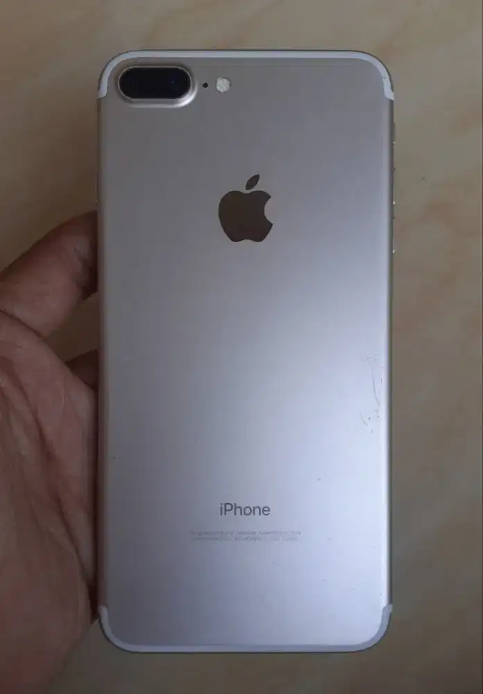 IPhone 7 Plus 128GB (All Operator) Mulus Bisa Tukar Tambah