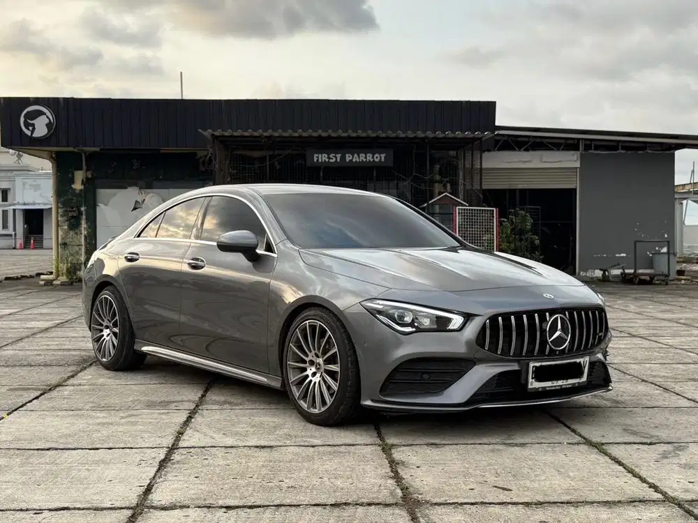 Mercedes Benz Mercy CLA200 AMG 2022 Low KM 35RB