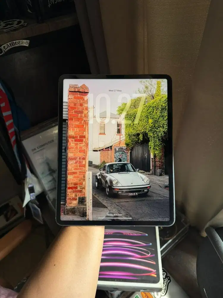 ipad pro 12.9 gen 6 M2 256gb wifi + celluler inter