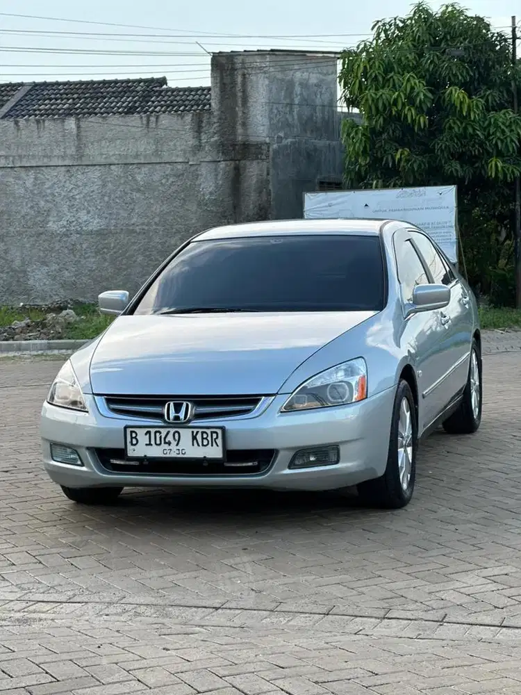 HONDA ACCORD CM5 TAHUN 2005