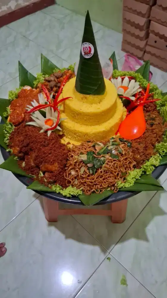 Terima pesanan nasi kotak, tumpeng, dll