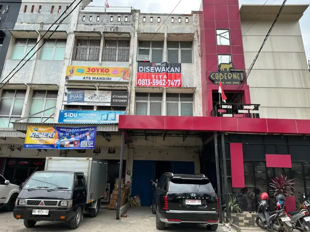 Disewakan ruko 3 lantai lokasi Simpang Patal Mangkunegaran Palembang