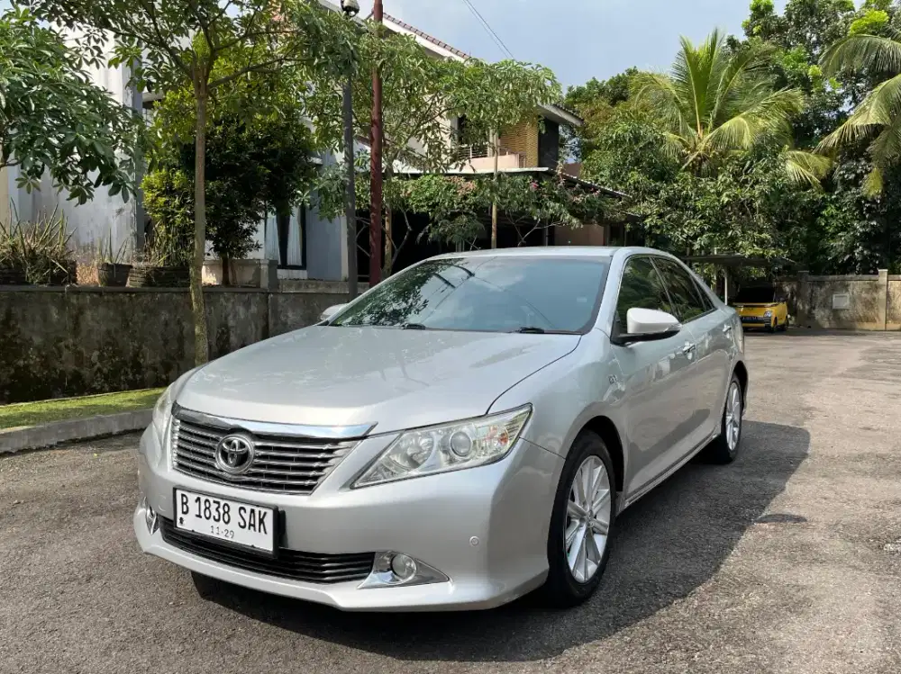 Toyota Camry 2.5 V 2014