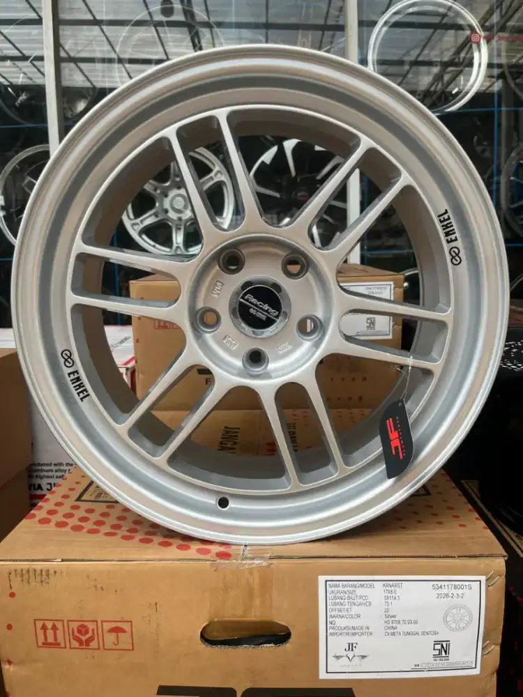 Enkei rpf1 ring 17 lebar 8 pcd 5x114,3 ET 22 innova reborn zenix