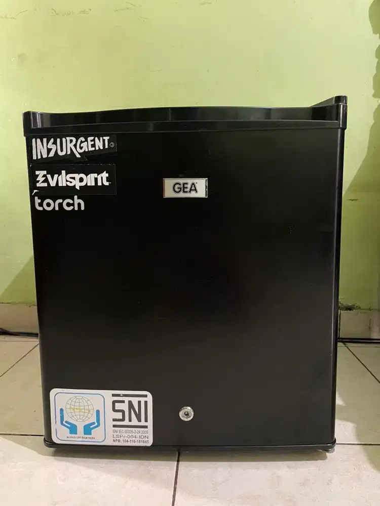 Kulkas Mini Gea