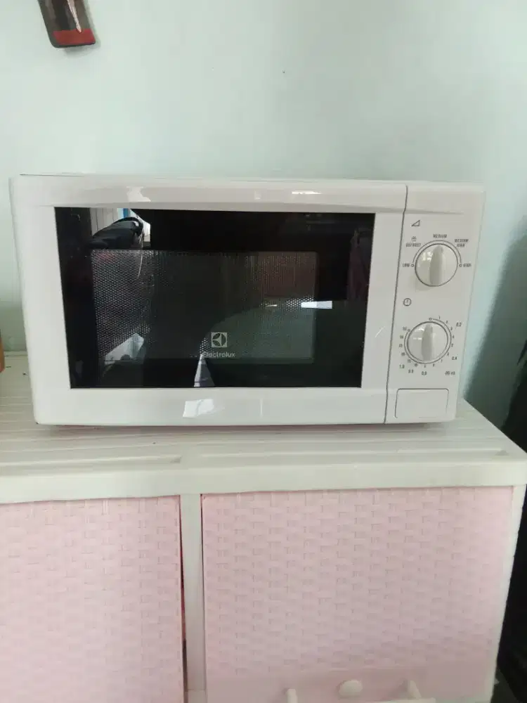 Dijual microwave electrolux