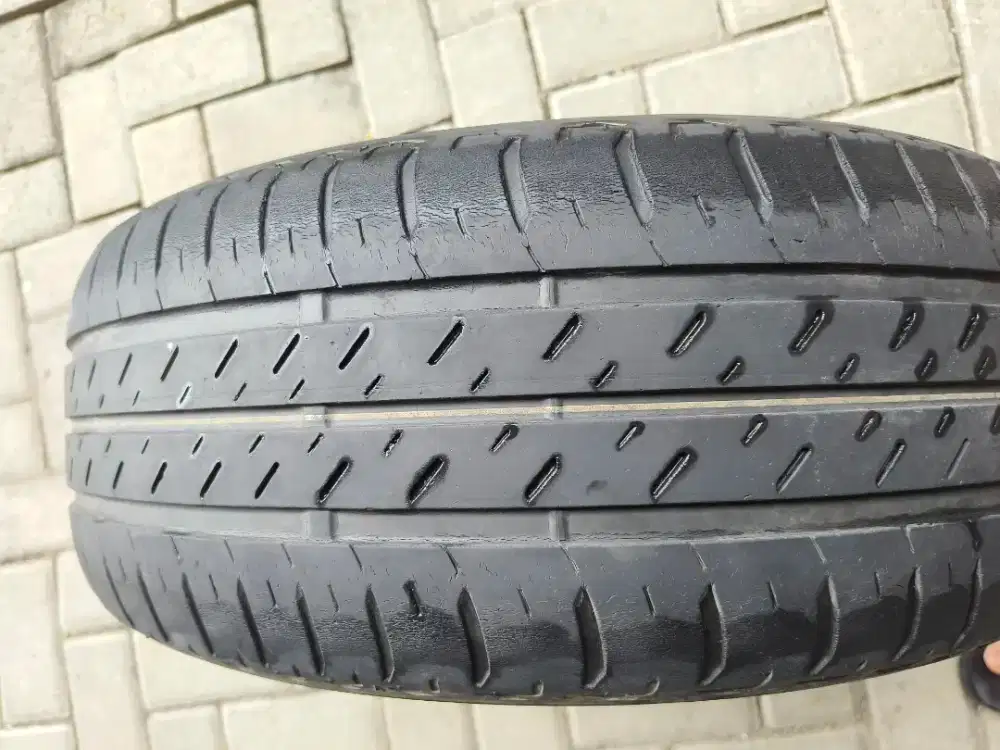 Jual ban bekas 205 55/R16