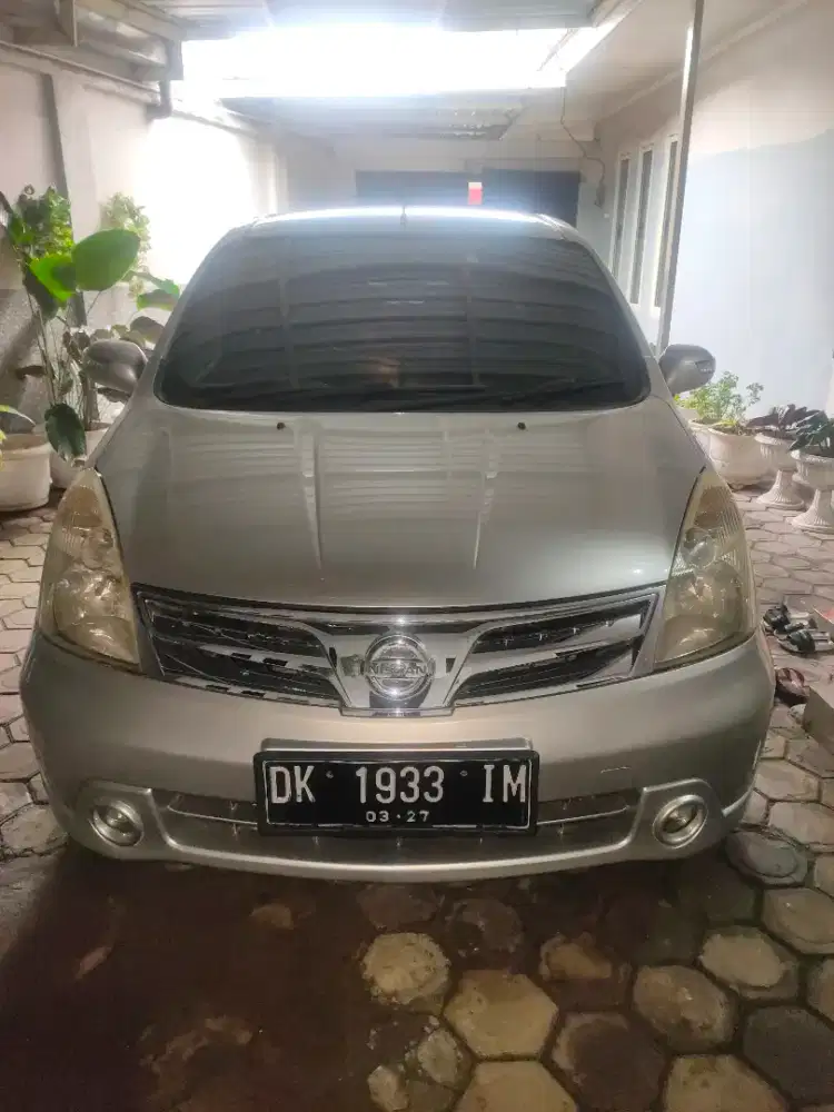 Dijual Grand Livina XV Ultimate Matic 2011