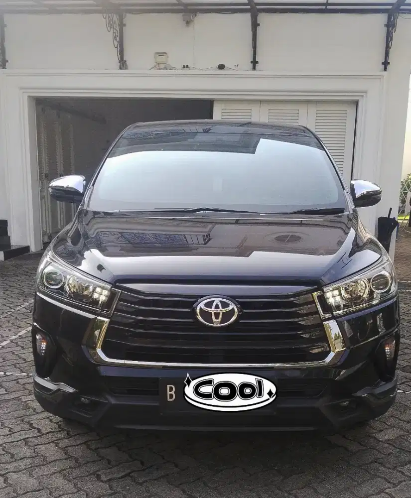 Kijang inova Venturer