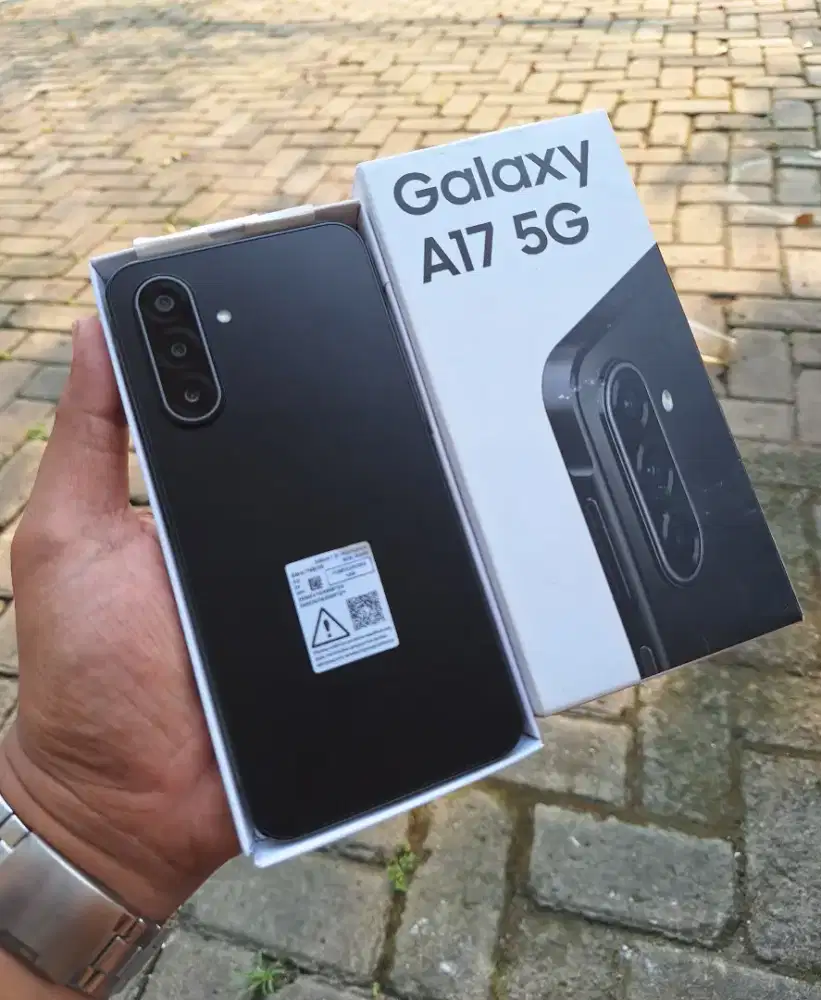 Samsung A17 5g ram 8/256 gb garansi on