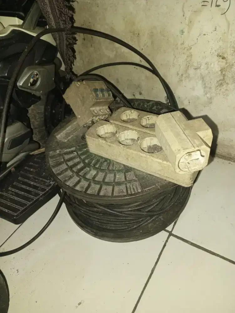 kabel listrik universal