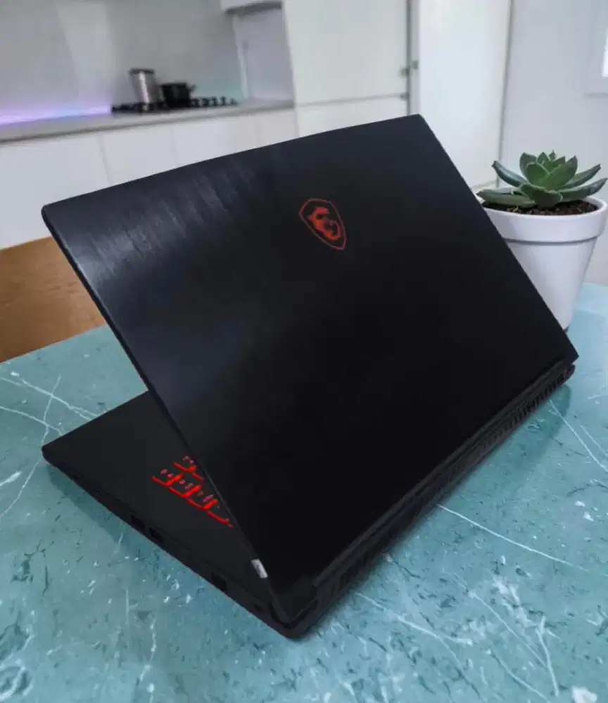 LAPTOP MSI GF65 THIN RAM 16GB / SSD 512GB LIKE NEW i7 GEN 10 RTX 3060