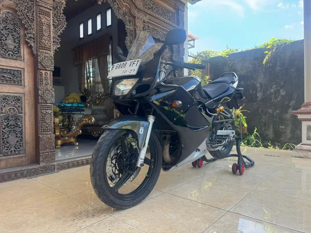 Ninja 150rr old