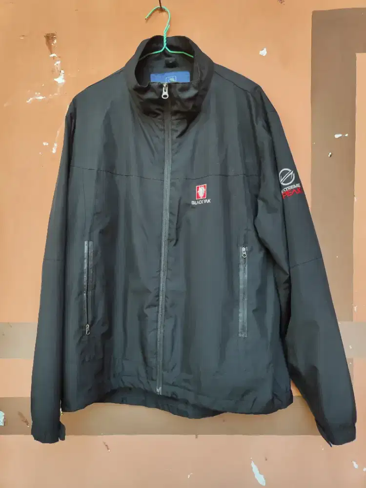jaket gunung black yak