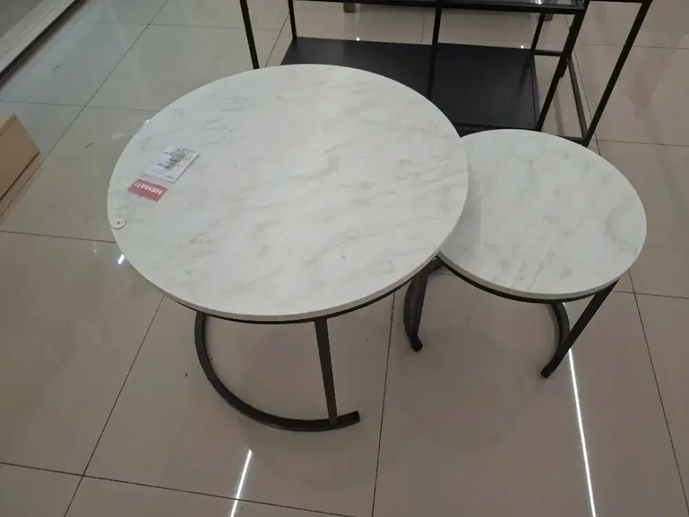 Set Meja Ruang Tamu Selma