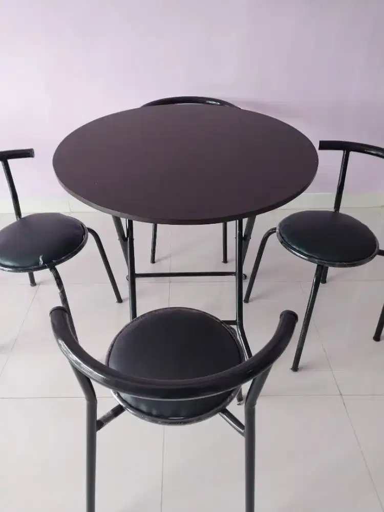 Kursi meja satu set