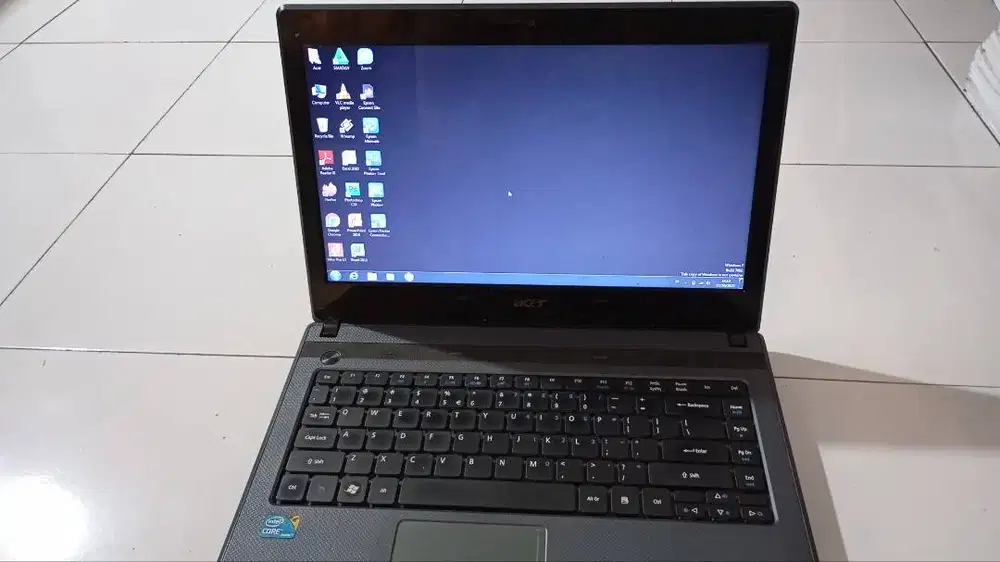 Laptop Acer Aspire 4739 Core i3