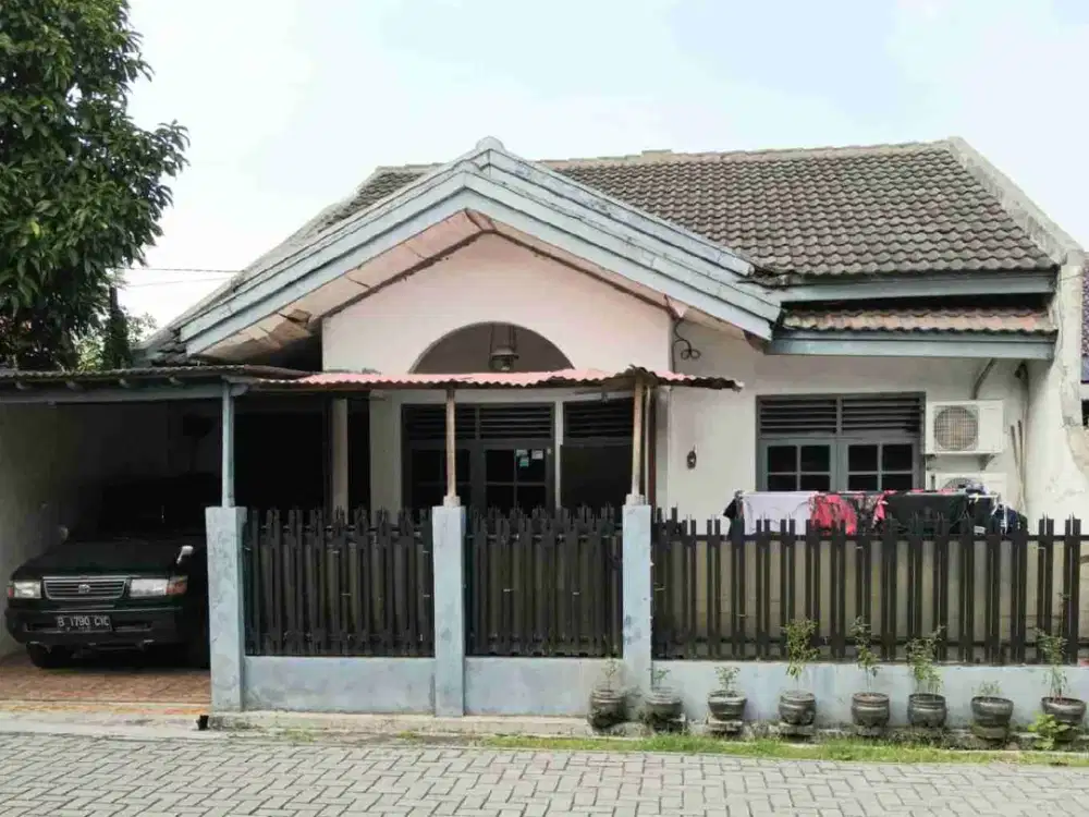 dijual rumah belakang rs sari asih karawaci
