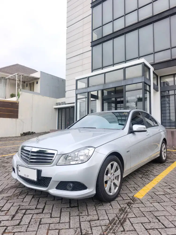 C200 W204 CGI Blue Efficiency Tgn-1 KM ANTIK 17rb Simpanan