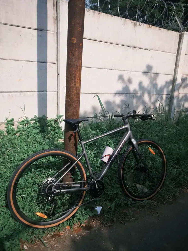 Sepeda Hybrid Camp Gx300