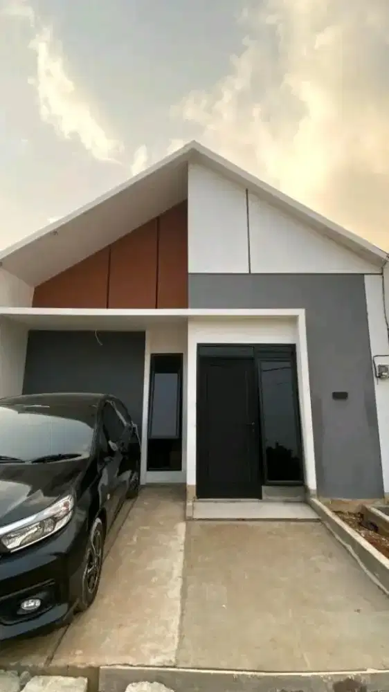 rumah baru lokasi pinggir jalan raya