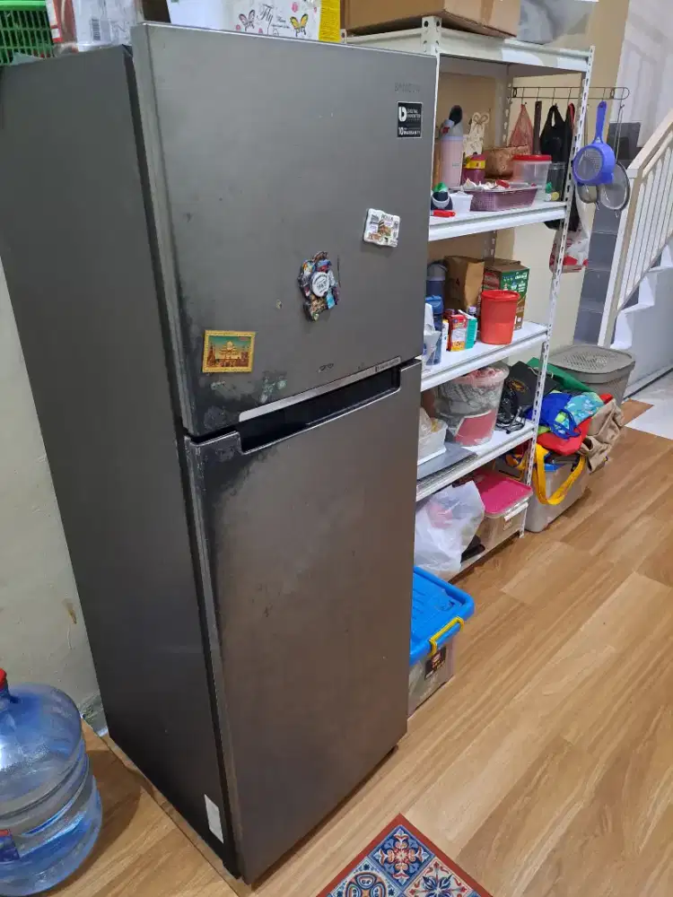 Kulkas Samsung dua pintu