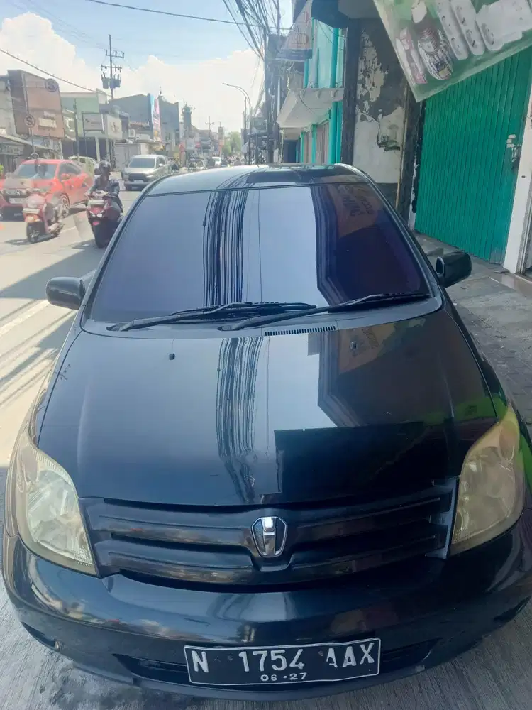 Toyota ist 2004 Bensin
