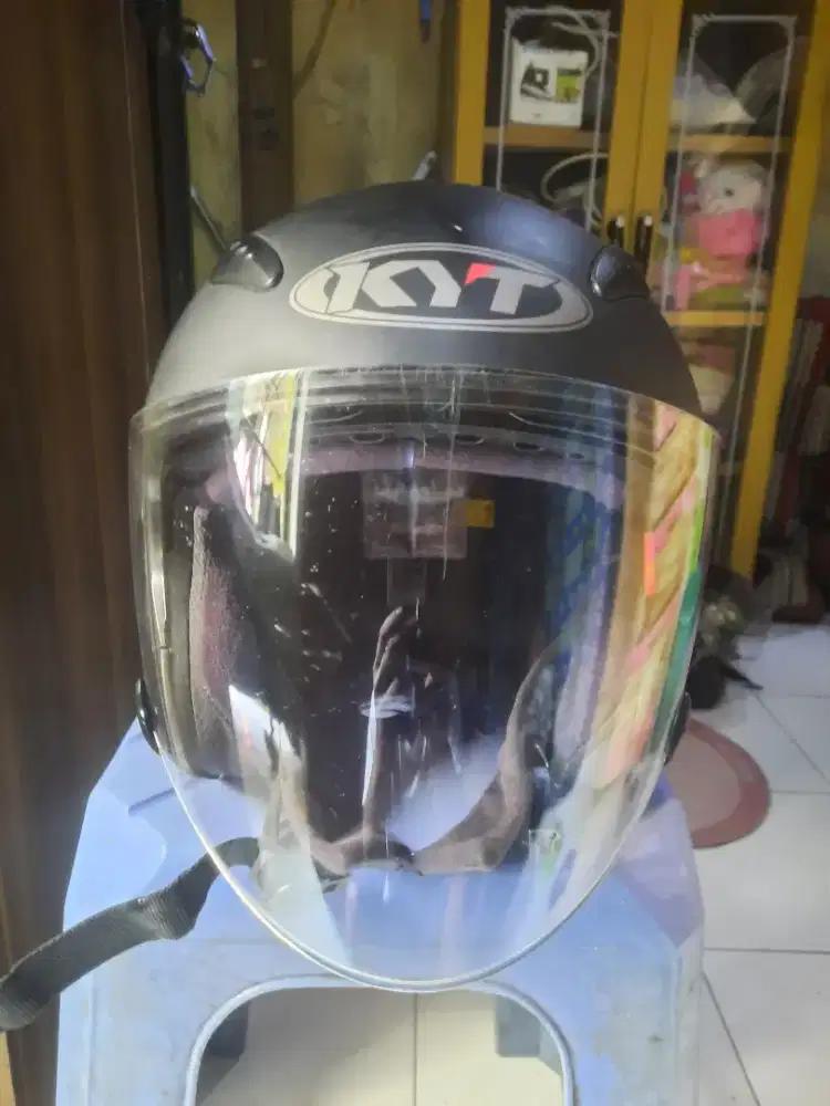 Helm kyt flat R mulus