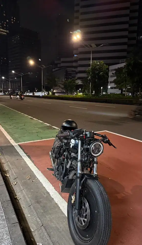 Motor Custom | Basic Yamaha BYSON