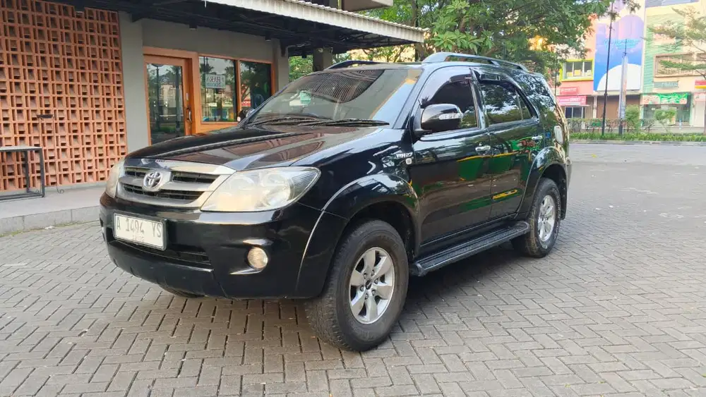 Toyota Fortuner 2006 Bensin